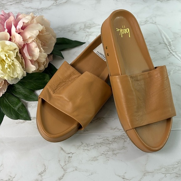 Beek Women's Honey Brown Leather Slide Sandal Size 11 New